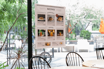 飲食店用横断幕が設置された様子