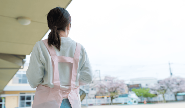 保育士にスリッパが必要な理由とは？